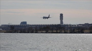 Havada panik! ABD'de yolcu uçağında bomba ihbarı yapıldı