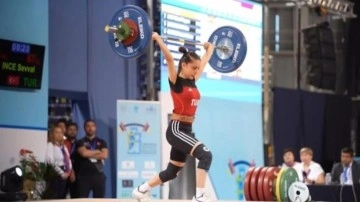 Hem sporcu hem antrenörü milli takıma davet edildi