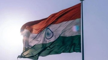 HRW’den şok eden Hindistan raporu! Yüzlerce Müslümanı Bangladeş'e sürdü!