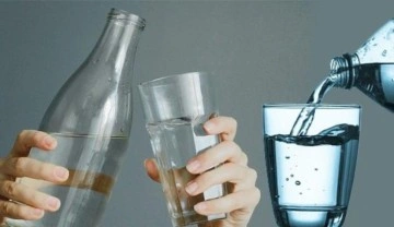 İftarla sahur arasında en az 2.5 litre su i&ccedil;ilmeli