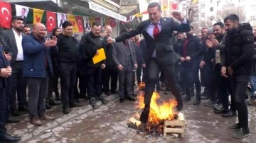 Iğdır'a gelen Sarıg&uuml;l, internette g&uuml;ndem olan 'vatandaş tokadı' ile ilgili konuştu
