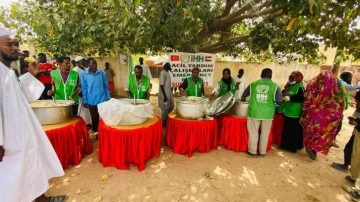 İHH&rsquo;dan &Ccedil;ad&rsquo;a g&ouml;&ccedil; eden Sudanlılara insani yardım