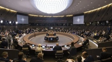 İki T&uuml;rk devi, NATO savunma bakanlarıyla bir araya geldi!