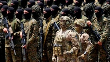 İki &uuml;lkeden peş peşe a&ccedil;ıklama! Ordu harekete ge&ccedil;iyor! Silahlar teslim alınacak