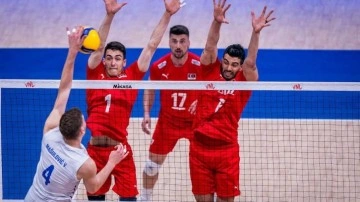 İlk sette üstünlük kurmuşlardı: Filenin Efeleri Sırbistan'a mağlup oldu