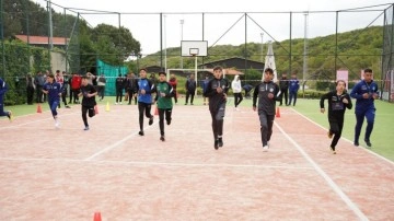 İmam Hatipli sporcular yarışıp derece aldı