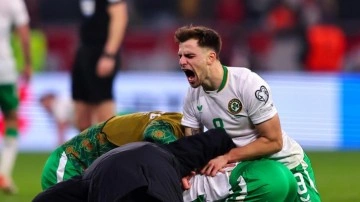 İmkansızı başardılar! 5 gollü maçı 90+6'da kazanarak play-off bileti aldılar