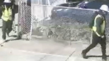 İnşaat işçisi kılığına girip 3,2 milyon dolar çaldılar!