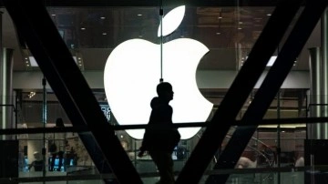 iPhone satışları yavaşladı... Apple 2016'dan bu yana en sert d&uuml;ş&uuml;ş&uuml; yaşıyor!
