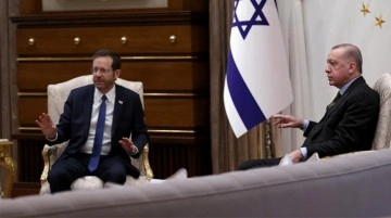 İsrail Cumhurbaşkanı Herzog, Cumhurbaşkanı Erdoğan'la g&ouml;r&uuml;şt&uuml;! T&uuml;rk&ccedil;e konuşması g&uuml;ndem oldu