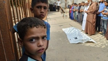 İsrail yardım almaya gidenleri vurdu: Çok sayıda can kaybı var