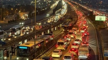İstanbul'da ara tatil öncesi trafik yoğunluğu yüzde 85'e ulaştı