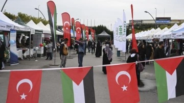 İstanbul'da AVM'lerde Gazze için hayır çarşıları kuruldu