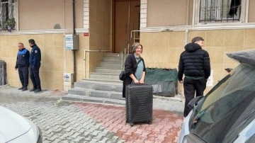 İstanbul'da iki bina arasındaki istinat duvarı çöktü