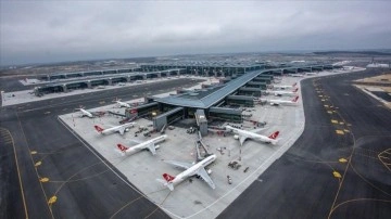 İstanbul Havalimanı temmuz ayına da Avrupa'nın zirvesinde başladı