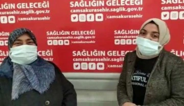 İstanbul'da anne kız yollar karla kaplıyken T&uuml;rkovac aşısı olmaya gitti