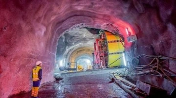 İsvi&ccedil;re'de 400 bin elektrikli otomobil ak&uuml;s&uuml;ne bedel 'su pili' yakında faaliyete ge&ccedil;t