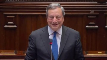 İtalya'da Başbakan Draghi g&ouml;revinden istifa etti