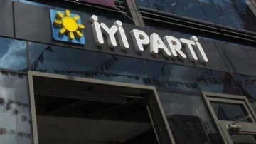 İYİ Parti Aksu Belediye Meclis &Uuml;yesi partisinden istifa etti