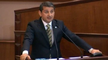 İYİ Partili &Ouml;zkan'dan vatandaşa hakaret