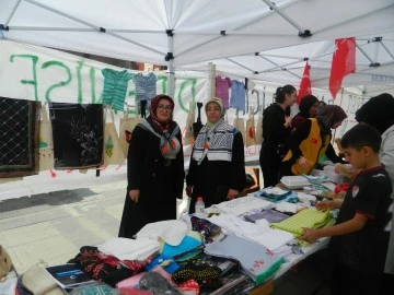 İyilik Derneği kermesi Elazığ 15 Temmuz Meydanı’nda gerçekleşti! Gazze İçin Destek Yapıldı. 