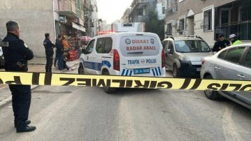 İzmir'de feci kaza! Kamyonetin &ccedil;arptığı 3 yaşındaki &ccedil;ocuk can verdi