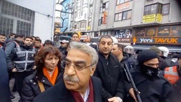 Kadık&ouml;y HDP il&ccedil;e binasına HDP Eş Genel Başkan Mithat Sancar alınmadı