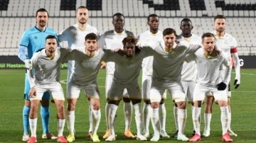 Kalecisinden forvetine tam 10 isim! 1. Lig ekibinde ayrılık rüzgarı