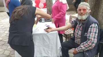 "Kan Bağışı Festivali"ne yoğun ilgi: &Ouml;ğrenciler birbirleriyle yarıştı