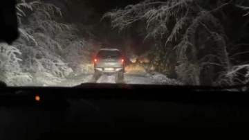 Karab&uuml;k'&uuml;n y&uuml;ksek kesimlerinde kar kalınlığı 40 santimetreye ulaştı