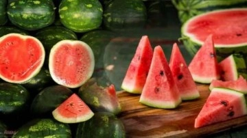 Karpuz nasıl se&ccedil;ilir? Karpuz se&ccedil;erken nelere dikkat edilir?
