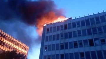 Kartal'da korkutan yangın