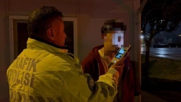 Kayseri’de kaza yapan alkollü ve ehliyetsiz sürücüden polise: ‘Beni alın bırakmayın’