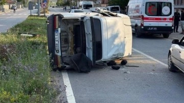 Kayseri'de otomobil takla attı: 3 yaralı