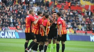 Kayserispor'en hırçın ismi Gökhan Sazdağı oldu