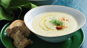 Kereviz sevmeyenleri bile şaşırtacak: Kereviz &ccedil;orbası tarifi