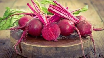 Kırmızı pancarın faydaları nelerdir? Her sabah kırmızı pancar suyu i&ccedil;mek neye iyi gelir?