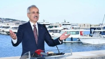 Konteynerde tüm zamanların rekoru kırıldı! Bakan Uraloğlu rakamlarla açıkladı