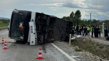 Konya'da yolcu otobüsü devrildi: Yaralılar var!