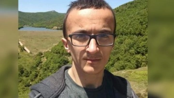 Korkunç ölüm! Başı kanepeye sıkışmış halde bulundu