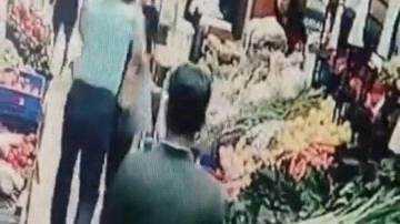 Küçükçekmece’de markette kadına yumruklu saldırı kamerada