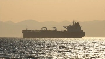 Maduro emir verdi: Venezuela'dan ABD ile &ccedil;atışma riskini artıran cevap