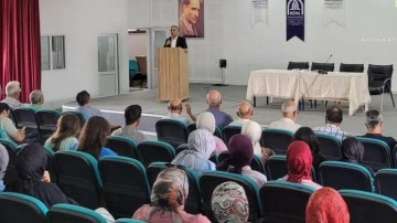 Mahmut Bıyıklı Develi’de konuştu: “Bugünün kazanımları, dünün adanmışlarının eseridir”