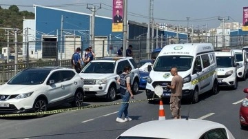 Marmaray istasyonu önünde korkunç olay! Araç içinden ceset çıktı