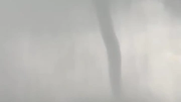 Marmaris'te görüldü! Dev hortum görenleri şaşırttı!