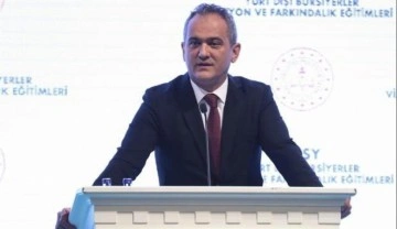MEB, 251 öğrenciyi yurtdışına gönderecek! İşte detaylar...