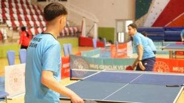 MEB, milli sporculardan beden eğitimi öğretmeni ataması yapacak
