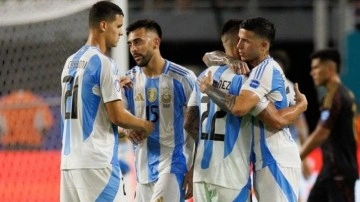 Messi forma giymedi! Arjantin, grup etabını kayıpsız geçti