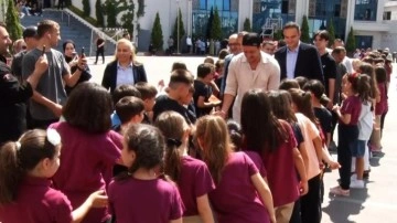 Mesut Özil Ümraniye'de 'futbolcu fabrikası' kuruyor: Geri sayım başladı
