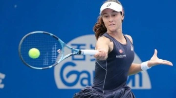 Milli tenisçi Zeynep Sönmez, turnuvaya veda etti